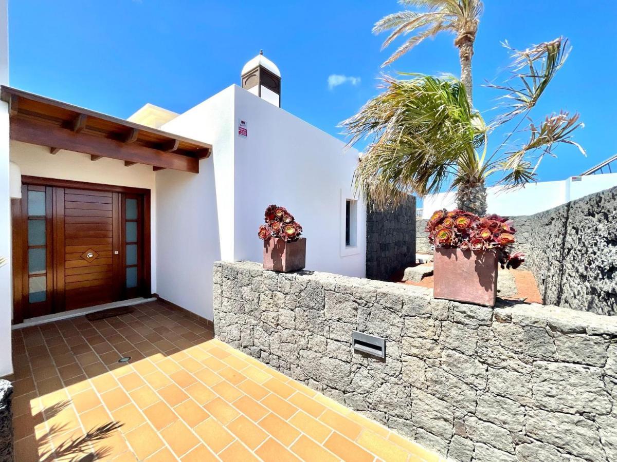 Villas Mamma Mia Pool Heat Private & Jacuzzi Playa Blanca  Exterior photo