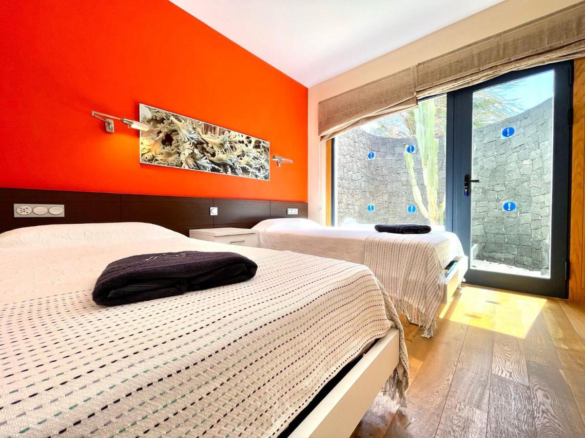 Villas Mamma Mia Pool Heat Private & Jacuzzi Playa Blanca  Exterior photo
