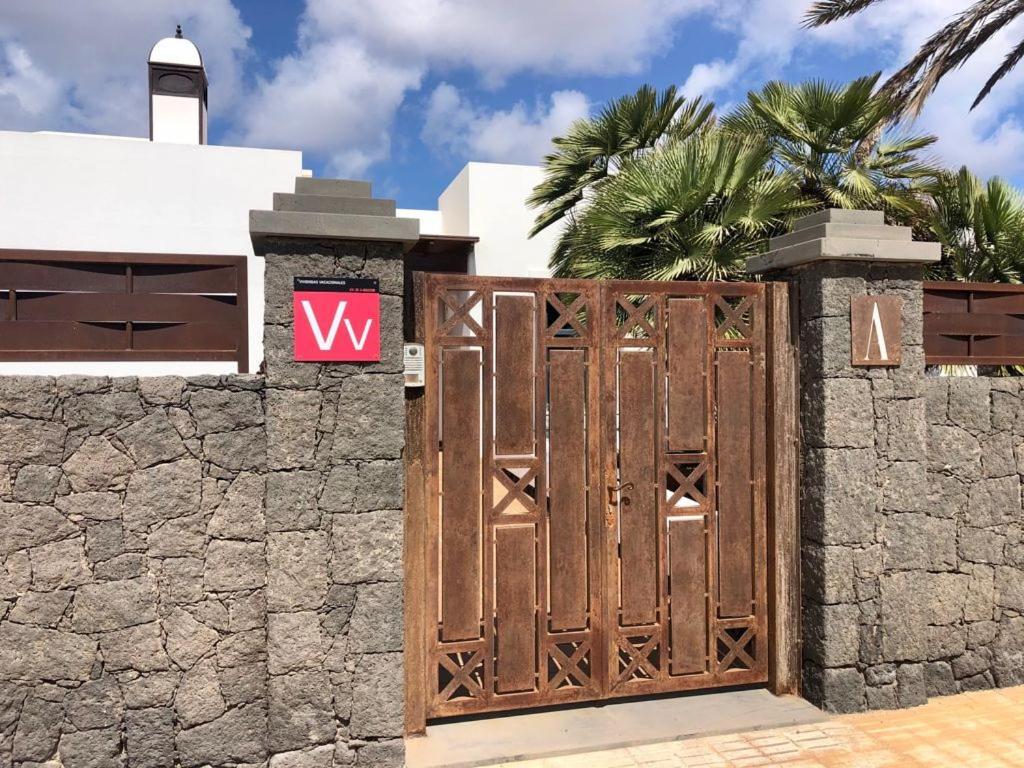 Villas Mamma Mia Pool Heat Private & Jacuzzi Playa Blanca  Exterior photo