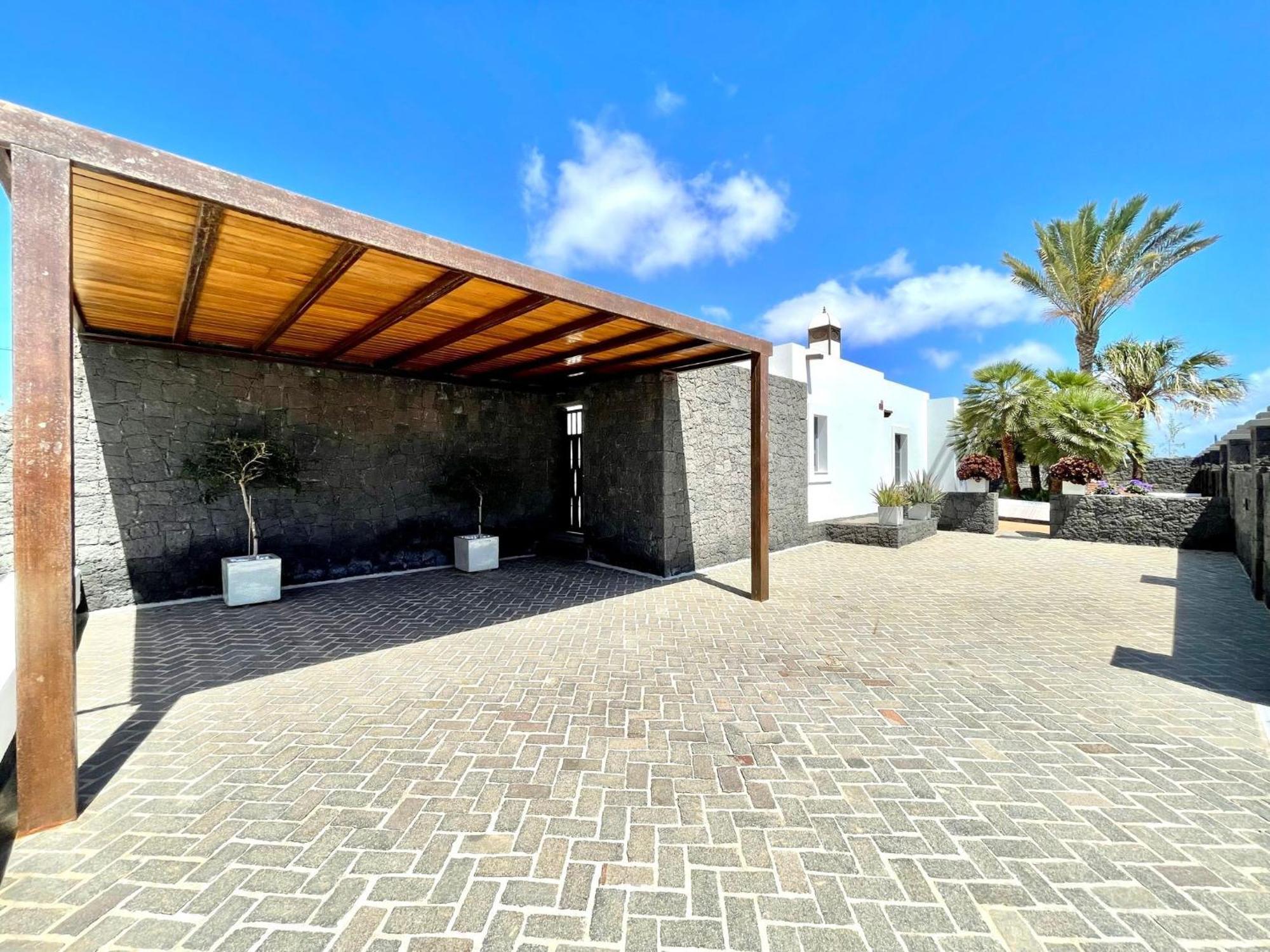 Villas Mamma Mia Pool Heat Private & Jacuzzi Playa Blanca  Exterior photo